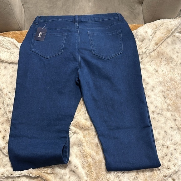 Blue Skinny Jeans NWT - forever 21 size 30 - Picture 7 of 7